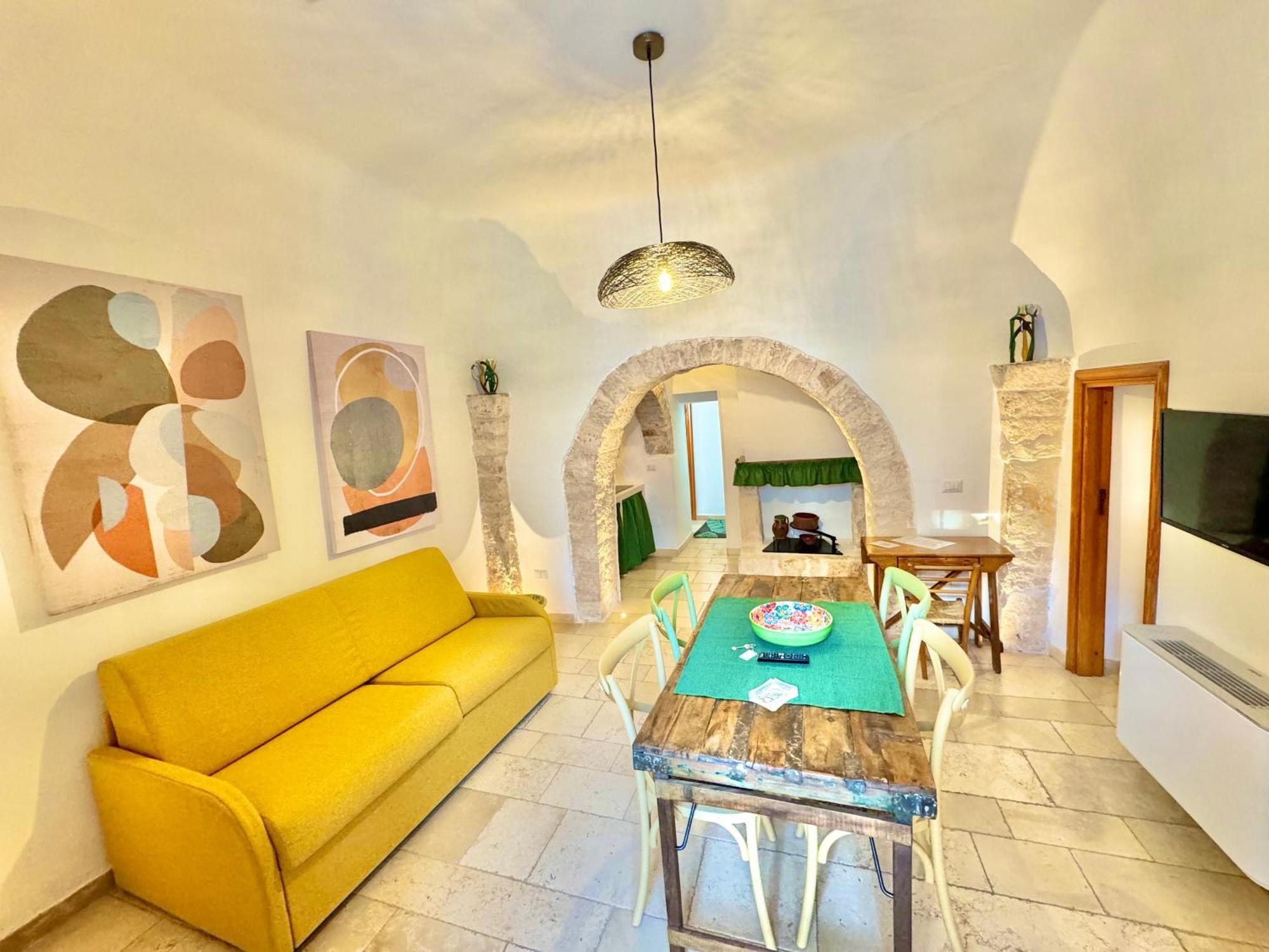 Trulli Moon Villa Alberobello Exterior photo