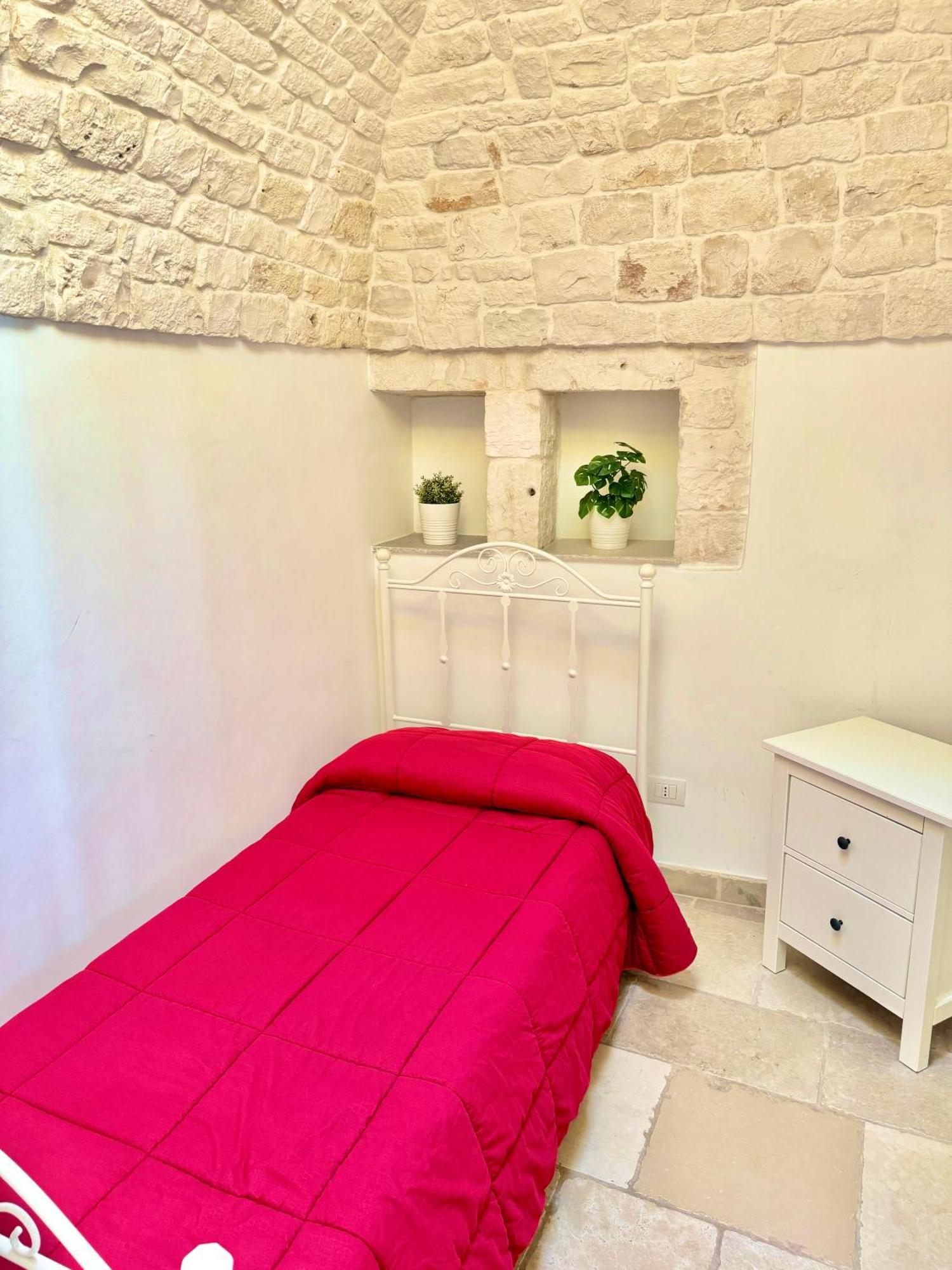 Trulli Moon Villa Alberobello Room photo